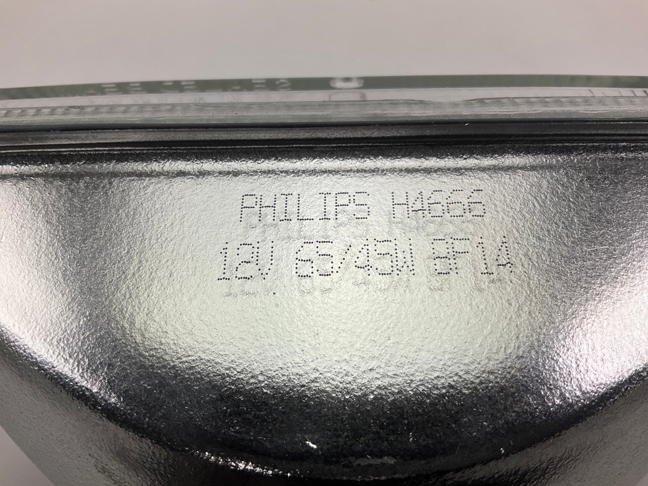 Philips H4666C1 Sealed Beam Headlamp Headlight Lamp Light Bulb H4666
