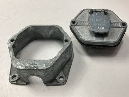 Phillips 15-768 Nosebox Zinc Die-Cast 1-7/8'' Depth + 15-753 Trailer Socket 7-way