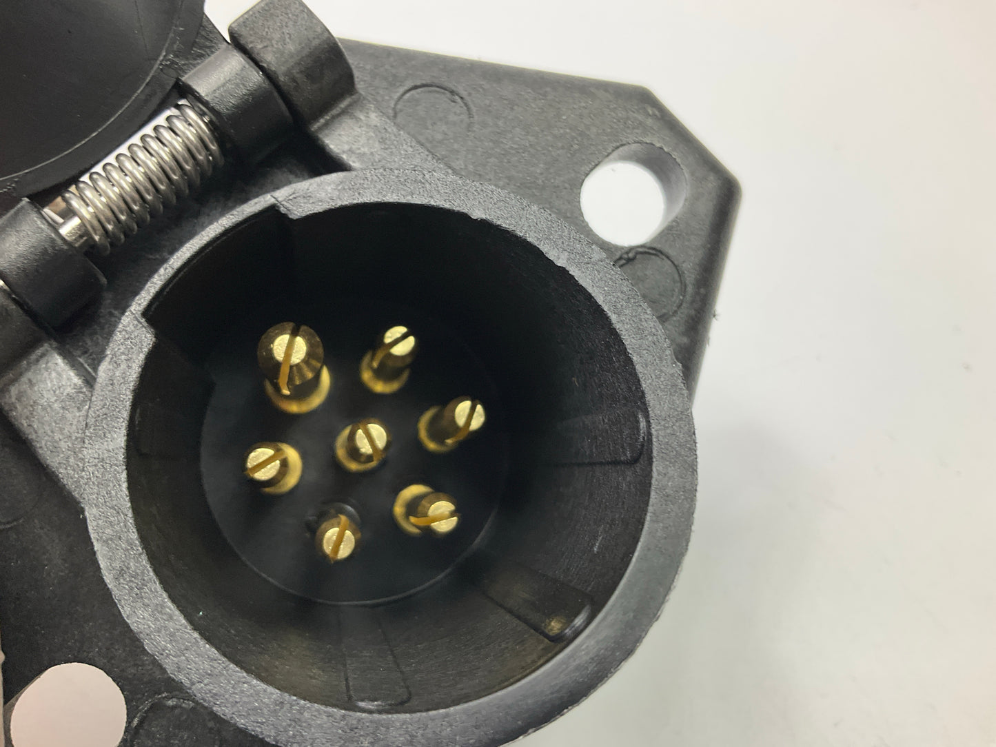 PHILLIPS 16-724 Sta-Dry 7-Way Receptacle Socket 2-Hole Split Pin Bullet Terminal