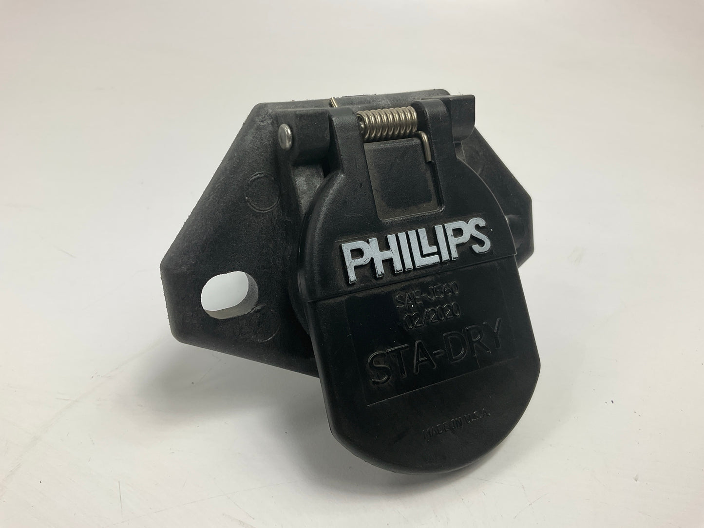 Phillips 16-726 7-Way STA DRY Socket QCS Receptacle With Locking Clip