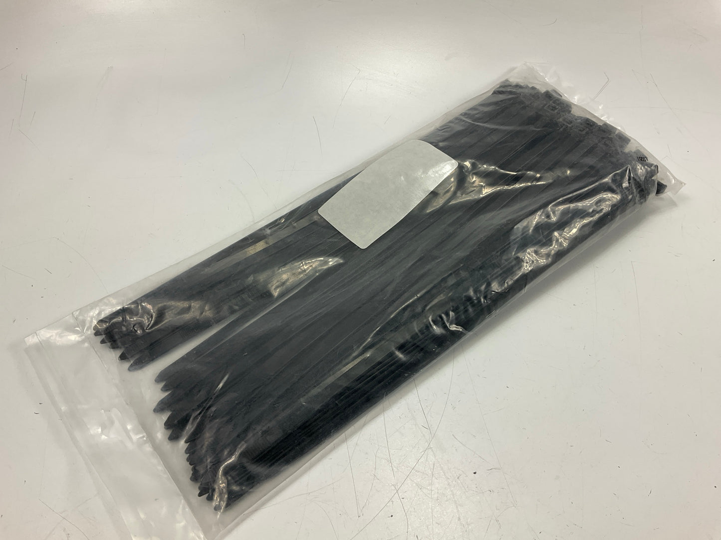 Phillips 8-44147 HD Cable Ties, 15'' Black, Nylon, 120 Lbs - Bag Of 100 Zip Ties