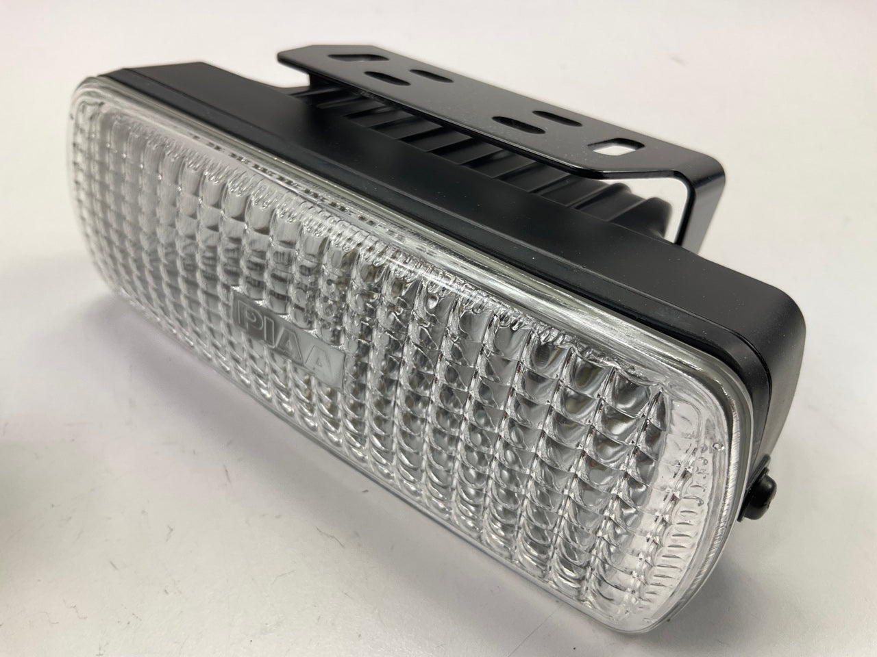 PIAA 1540 1500 Back-Up Clear Halogen Flood Light Lamp Kit