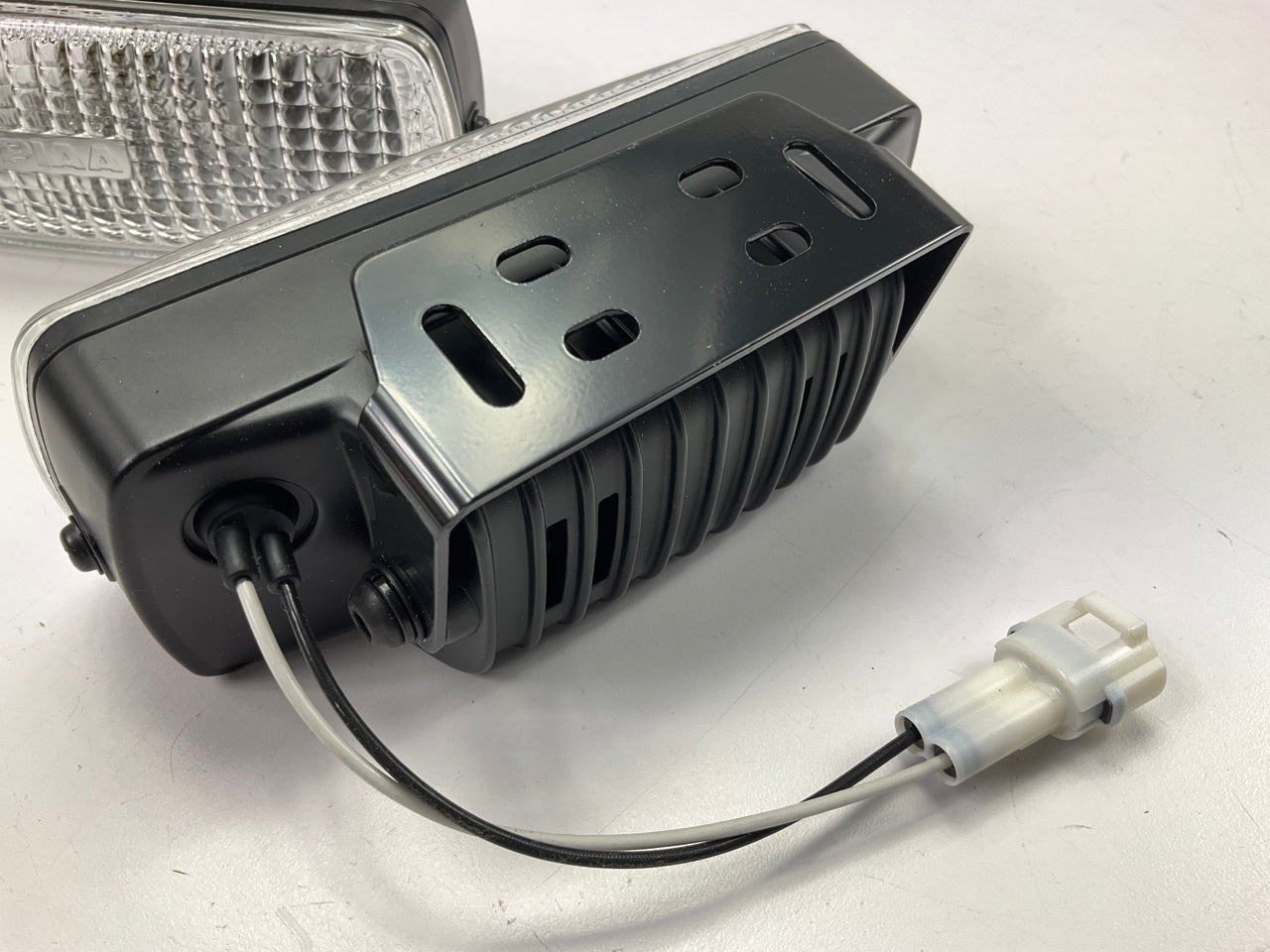 PIAA 1540 1500 Back-Up Clear Halogen Flood Light Lamp Kit