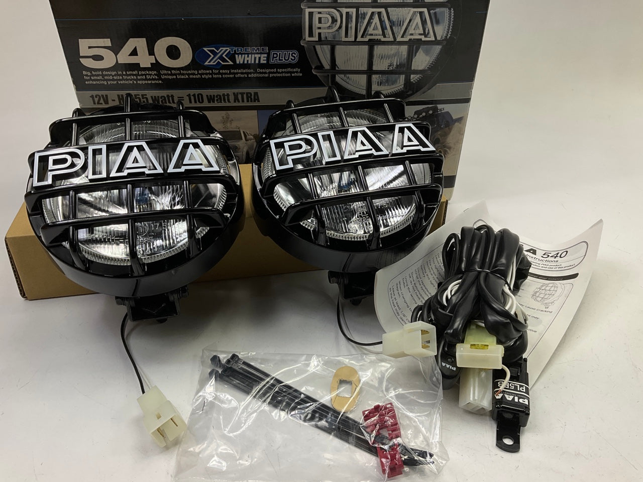 PIAA 5462 540 Driving XTreme White Plus 5'' Halogen Driving Lights Lamp Kit