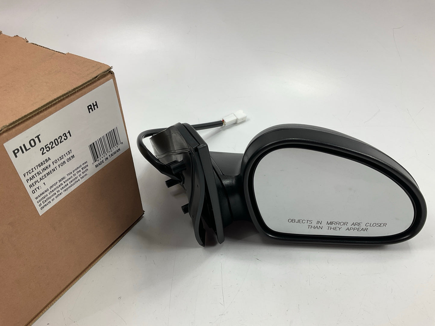 Pilot 2520231 Right Power Mirror For 1997-2002 Ford Escort, 97-99 Tracer