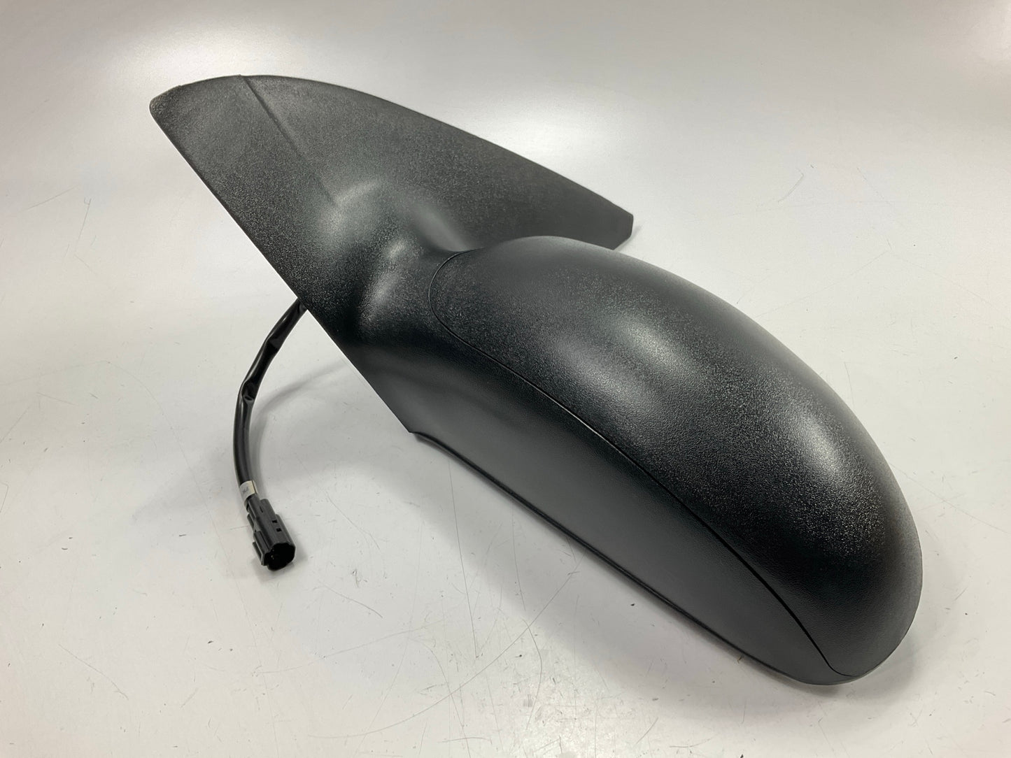 Pilot 2590032 Left Mirror For 2000-2007 Ford Focus - Power, Non-heated