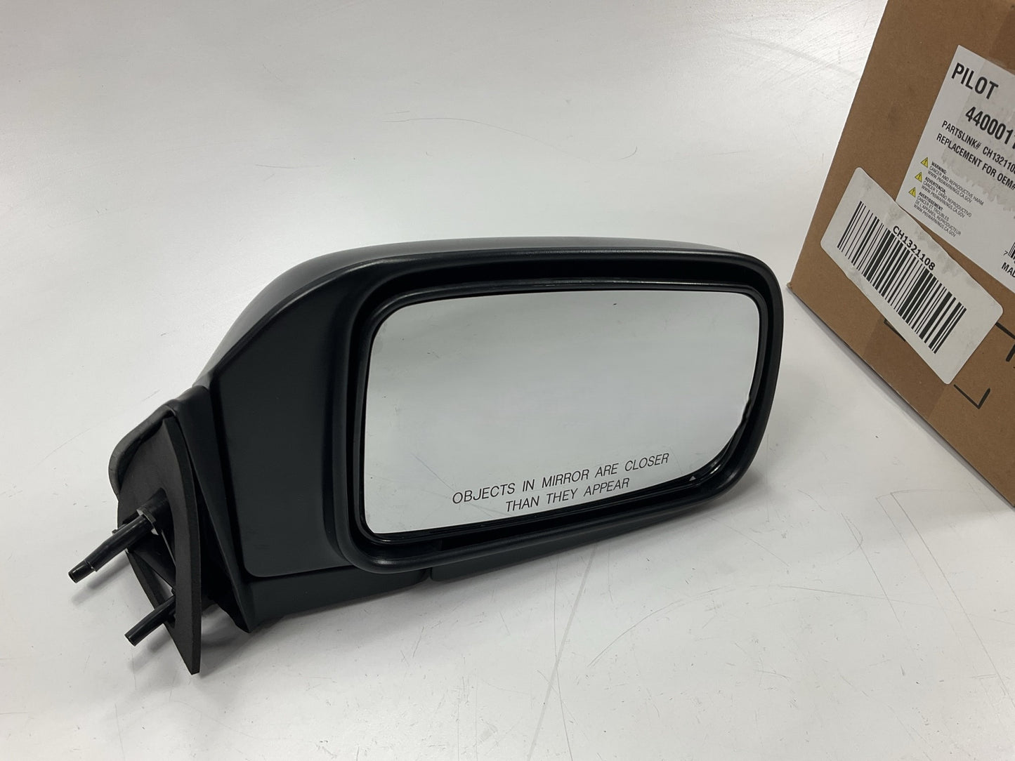 Pilot 4400011 Right Manual Mirror W/ Manual Folding For 1991-1995 Town & Country