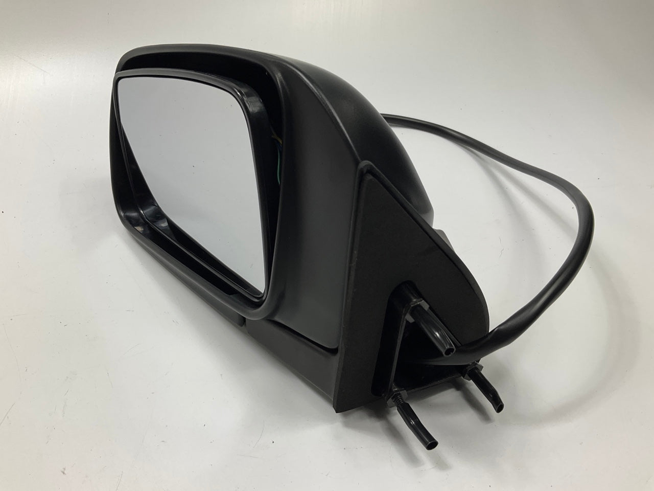 Pilot 4400032 Left Mirror For 1992-1995 Chrysler Town & Country, Grand Caravan