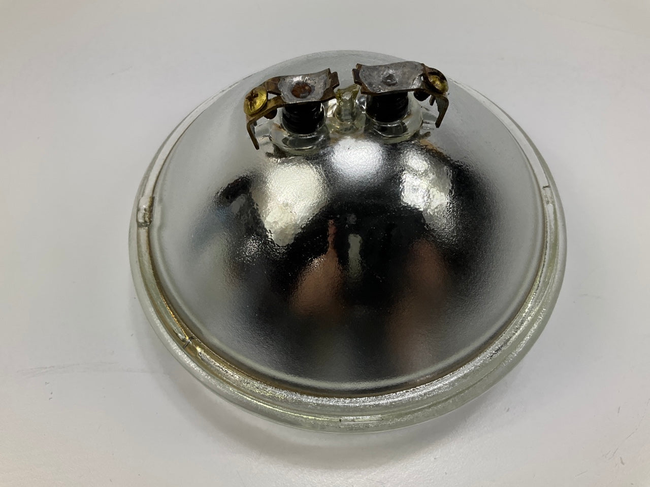 (2) Pilot 4419 Sealed Beam Headlight Lamp Light Bulb 12V 35W