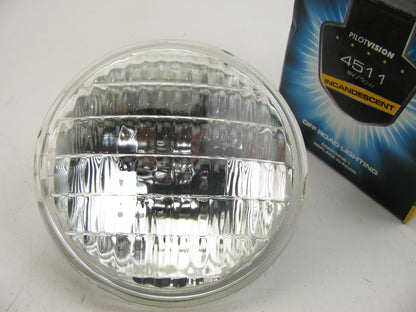 Pilot 4511 Sealed Beam Incandescent Headlight Headlamp Bulb 6V 30W 4.5''