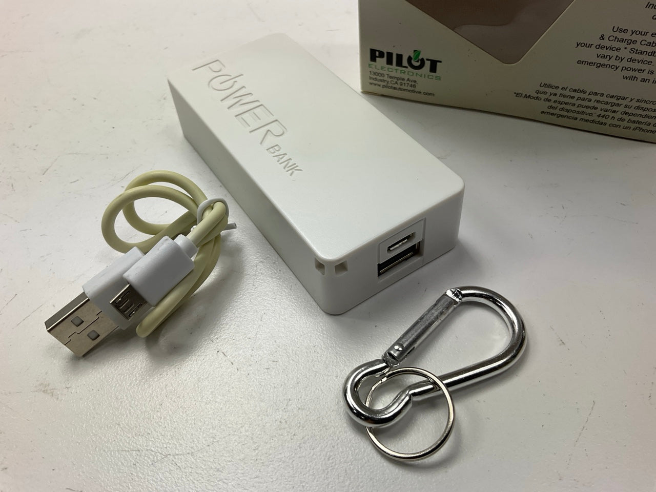 Pilot CA-9304WWK Portable Universal Powerbank Battery 4400mAh USB Port