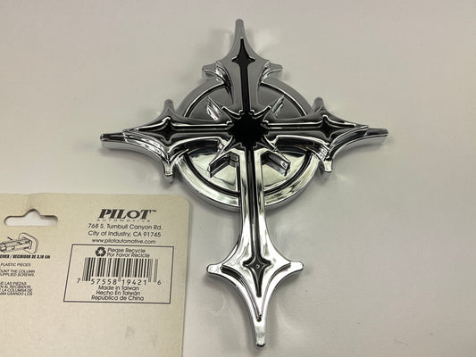 Pilot CR-421 Chrome ''Cross'' Emblem Cover For 2'' & 1-1/4'' Hitch Receivers