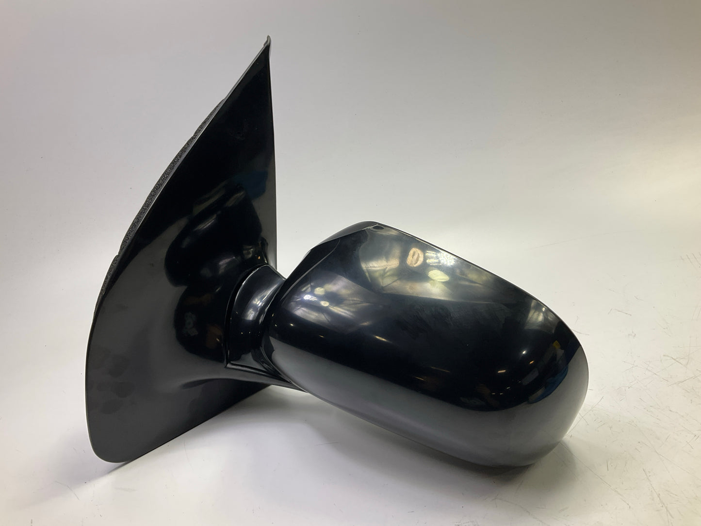Pilot FD7809410-4L00 Left Non-heated Mirror For 2003 Ford Windstar