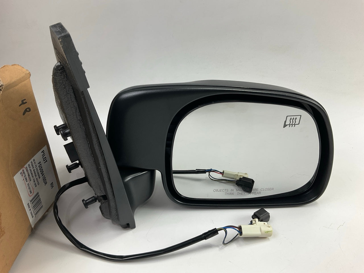 Pilot FDS09410DR Right Heated Power Mirror - 2000-2001 Ford Excursion