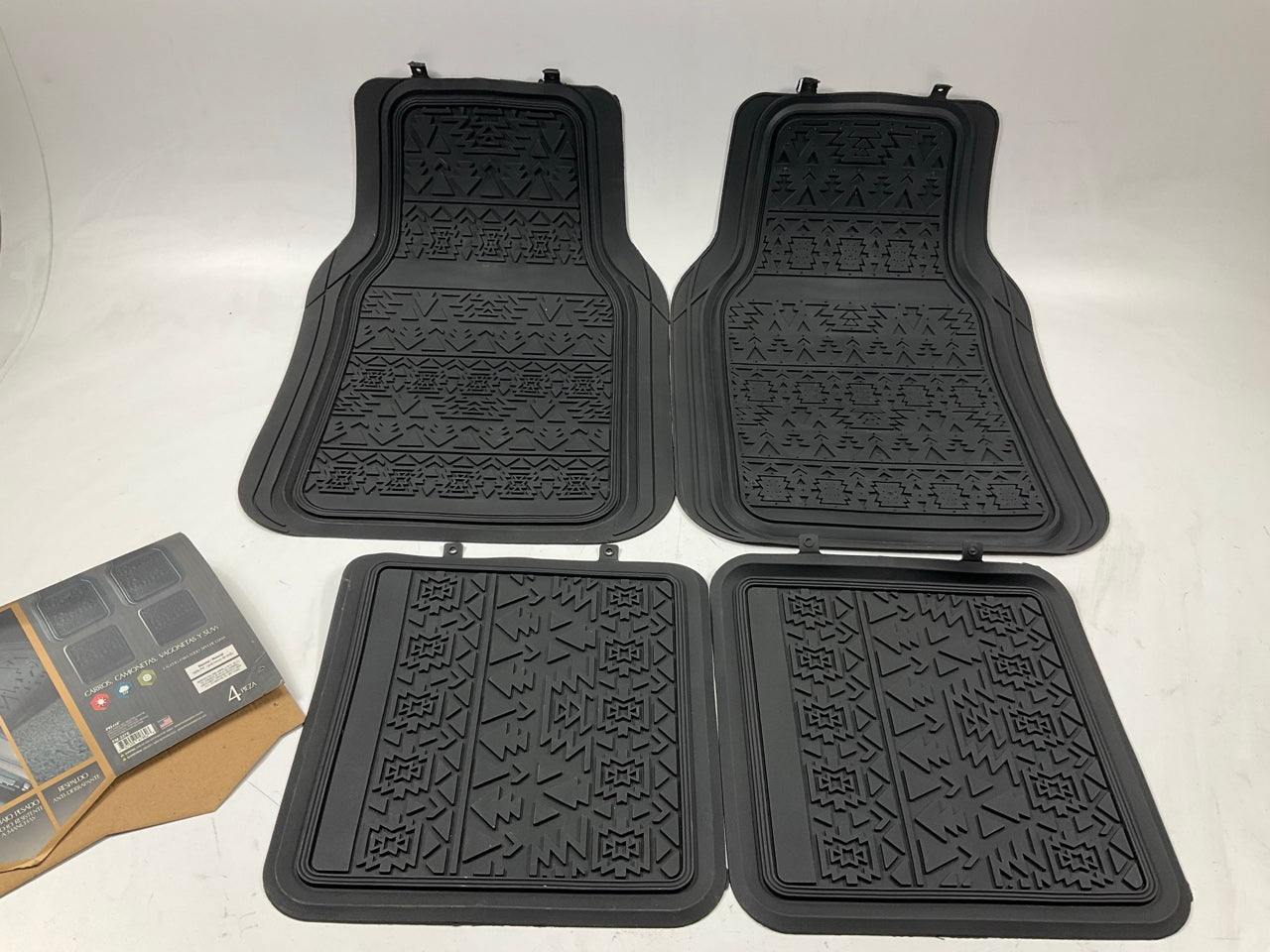 Pilot FM-337E - 4pc Aztec Rubber Floor Mat, BLACK