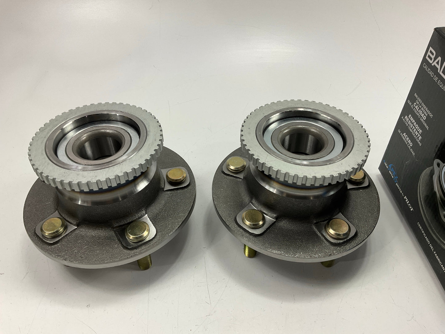 (2) Pilot HB512219 Rear Wheel Hub Bearings For 1997-2002 Nissan Quest