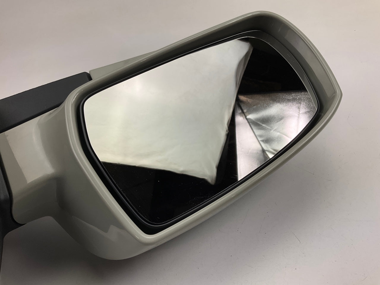 Pilot HY819410DL Left Drivers Side Mirror, Power, Non-Heated For 10-11 Tucson