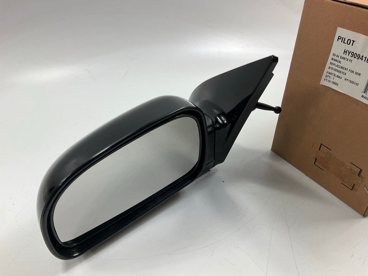 Pilot HY909410FL Front Left Drivers Side Door Mirror For 03-04 Hyundai Santa Fe