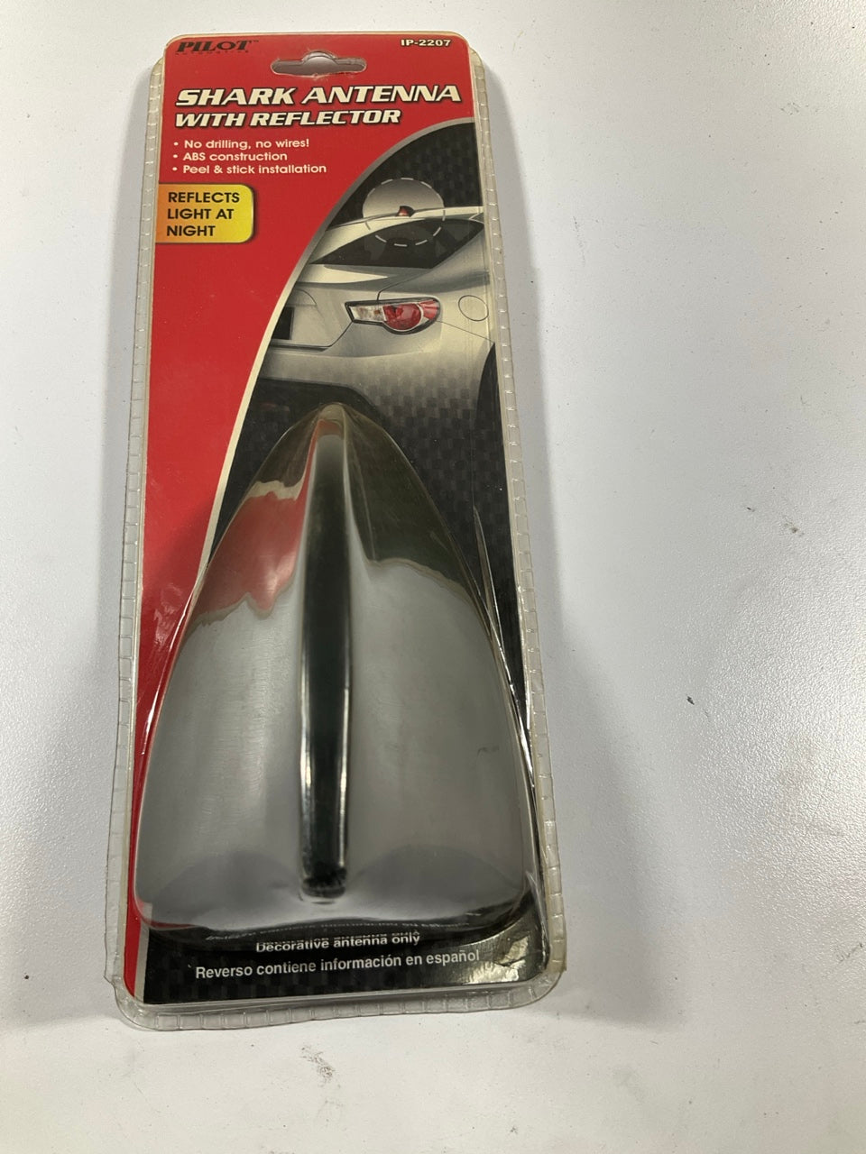 Pilot IP-2207 DECORATIVE ONLY Shark Fin Antenna With Reflector