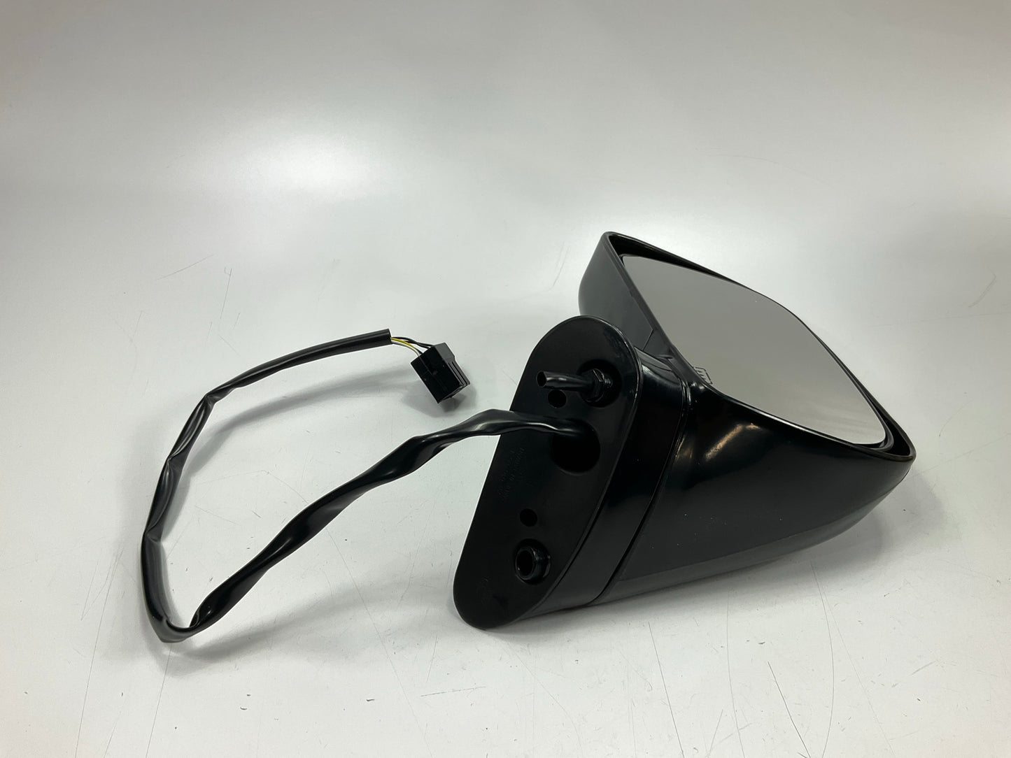 Pilot LN3209410-2L00 Left Power Mirror Heated Glass - 1996-1997 Lincoln Town Car