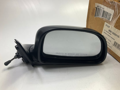 Pilot MB1409410-1R00 Right Manual Mirror For 1987-1996 Mitsubishi Mirage
