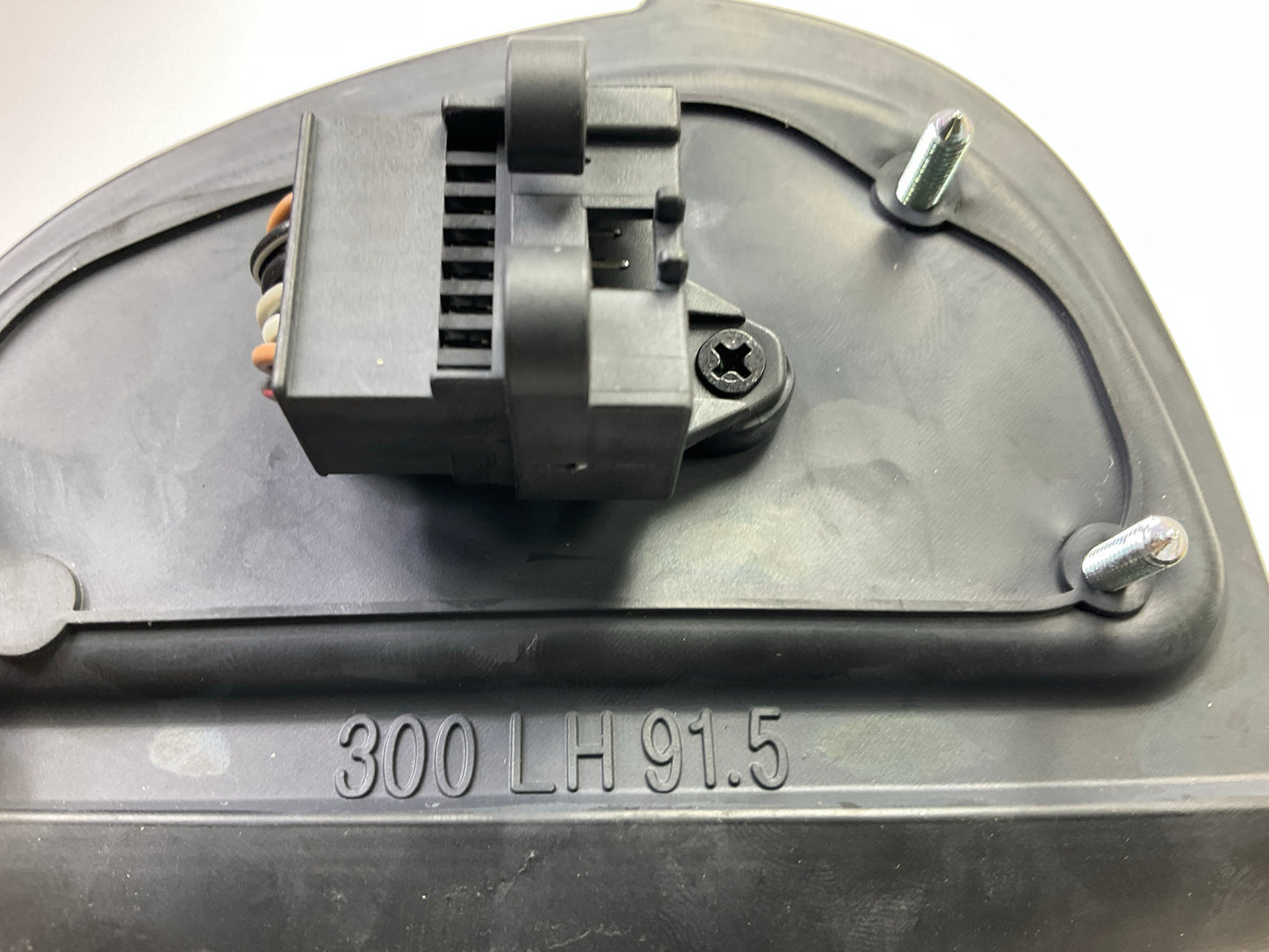 Pilot MD42941EEL Left Driver Side Mirror - 00-03 Mercedes Benz E320 Power Heated