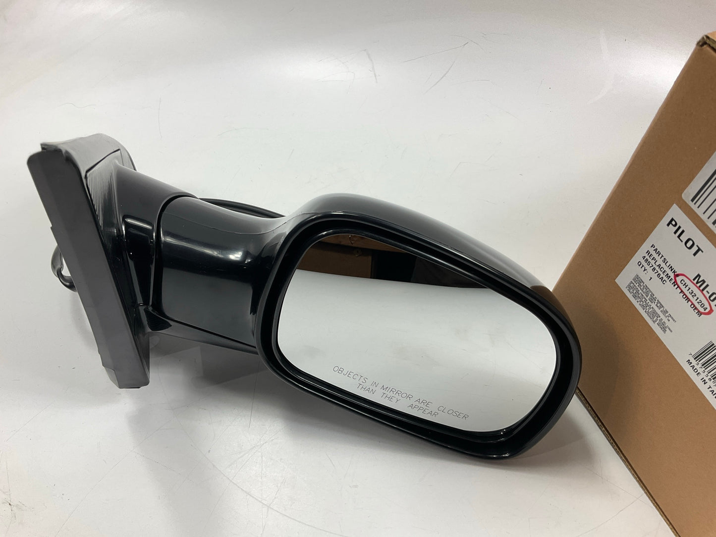 Pilot MI-070 Folding Right Mirror For 2001-2007 Dodge Grand Caravan, Paintable