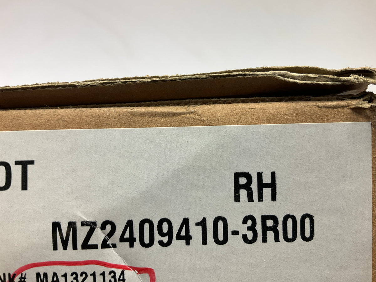Pilot MZ2409410-3R00 Right Mirror For 2000-2002 Mazda 626