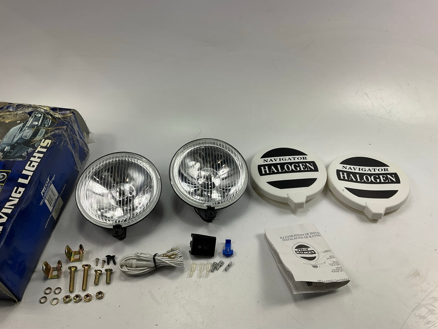 OPEN / DAMAGED BOX - Pilot NV331 Utility Driving Light Lamp Kit, White Beam, 55W