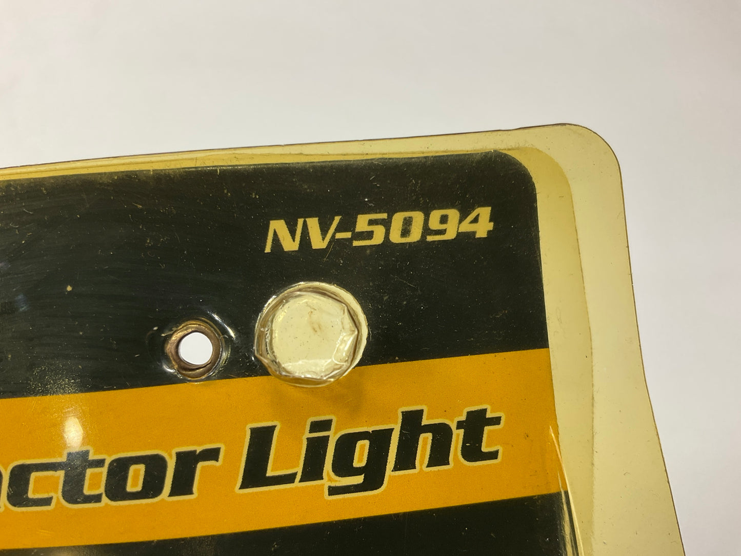 (2) Pilot NV-5094 4'' Halogen Round Utility Light Lamp