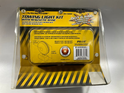Pilot NV5041 Red Round Magnet Mount Tow Light Lamp Kit, Magnetic Base