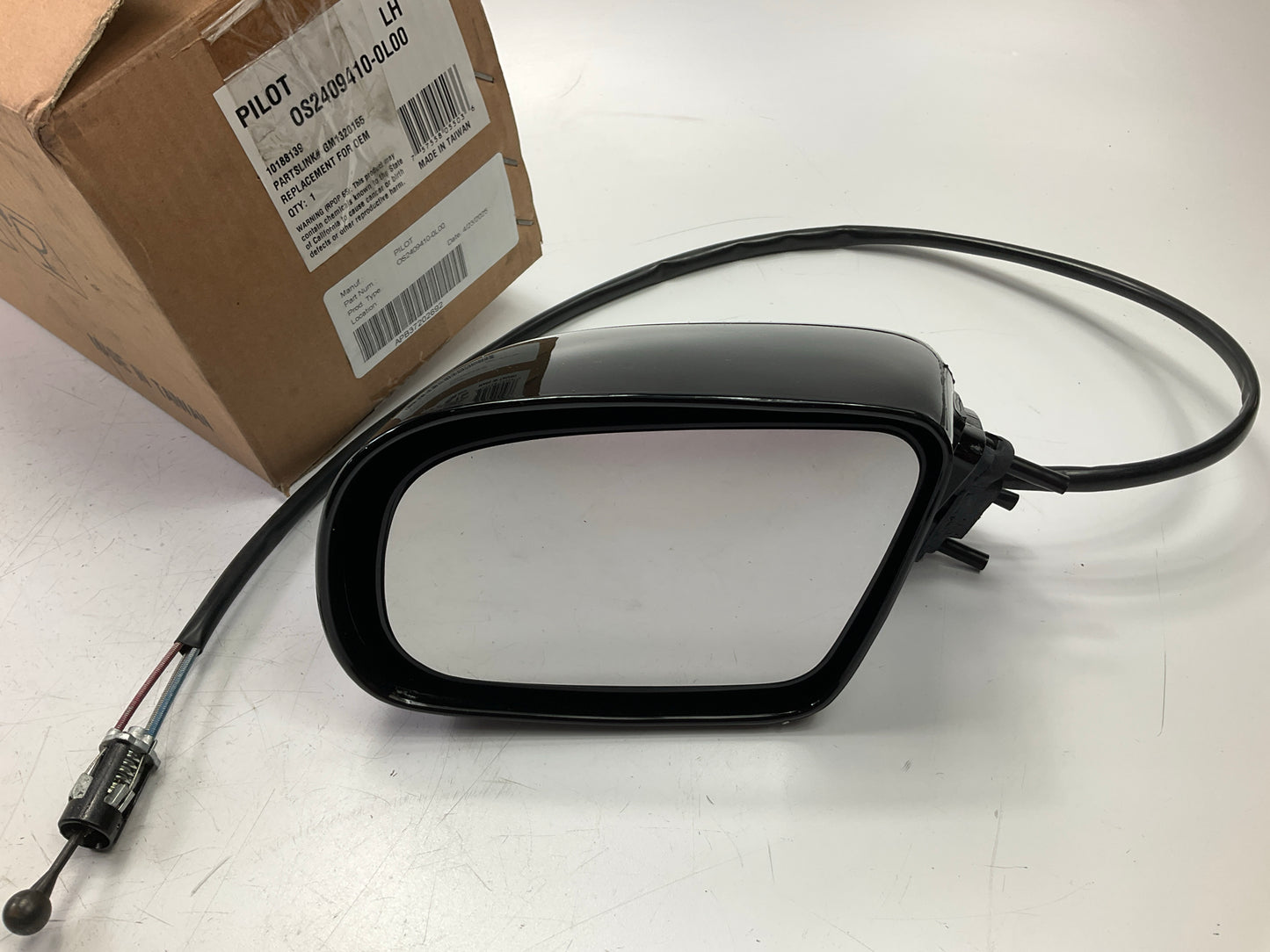 Pilot OS2409410-0L00 Left Manual Mirror For 1990-1995 Oldsmobile Cutlass Supreme
