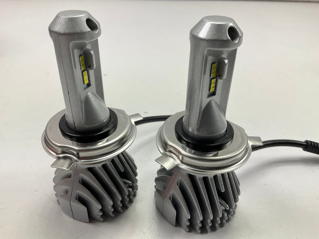 Pilot H4 LED Fog Light Bulb, 2PC 6000K, 12V 25W, 30,000HRS