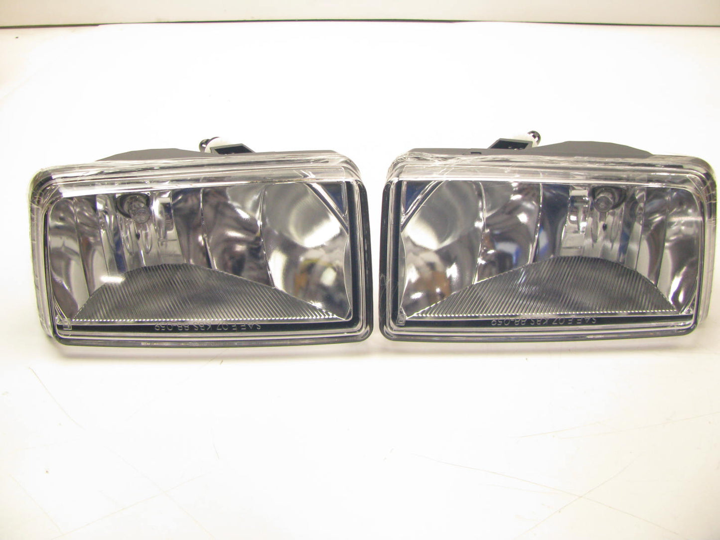 Pilot PL48C Fog Lights Set Driving Lamp Kit With Wiring, Relay & Switch