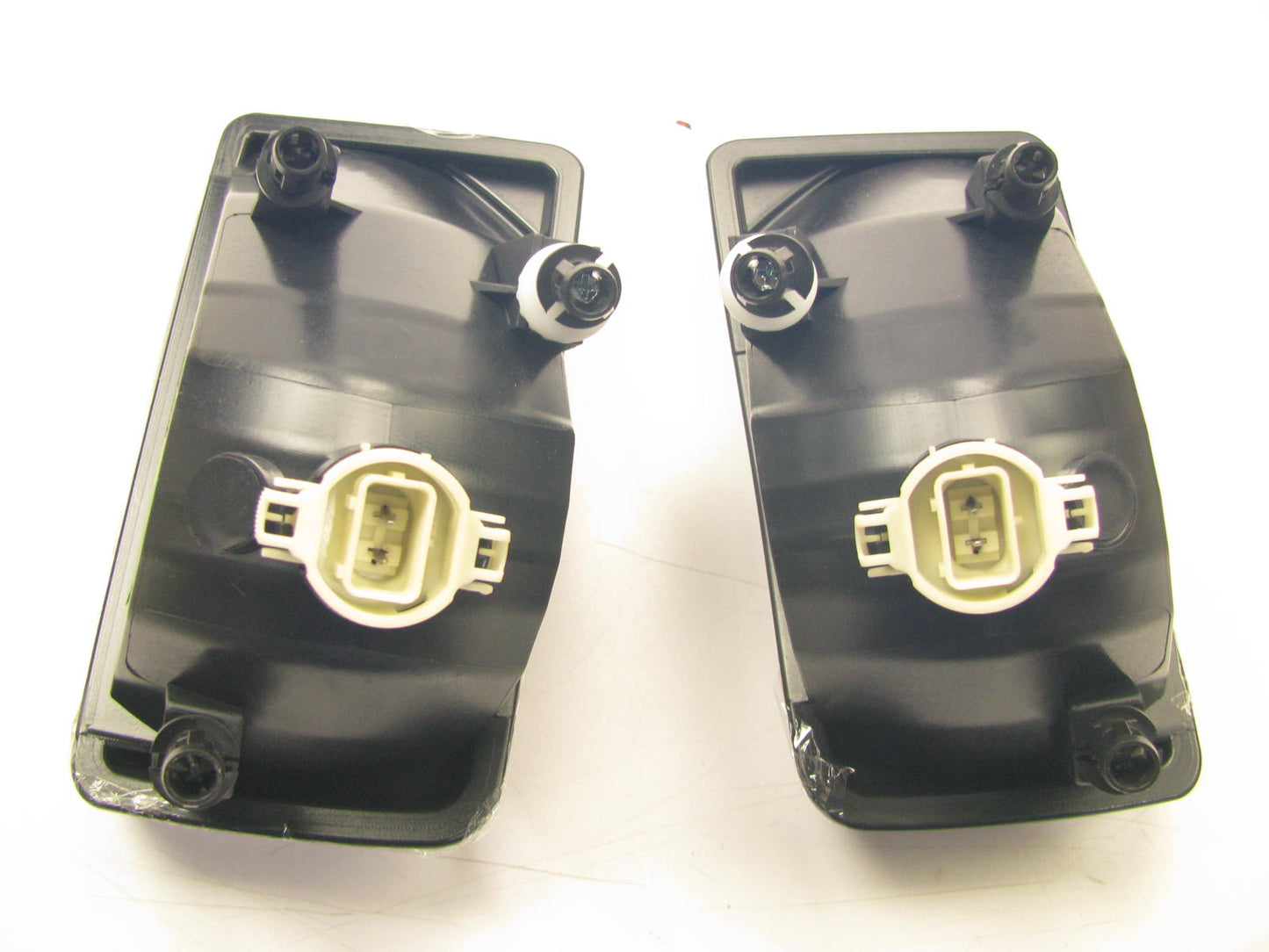 Pilot PL48C Fog Lights Set Driving Lamp Kit With Wiring, Relay & Switch