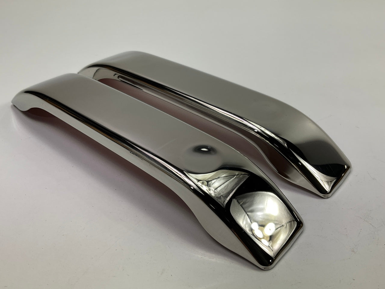 Pilot SDH203C - Exterior Door Handle Chrome Covers, 2-Piece, 2005-2008 Ford F150