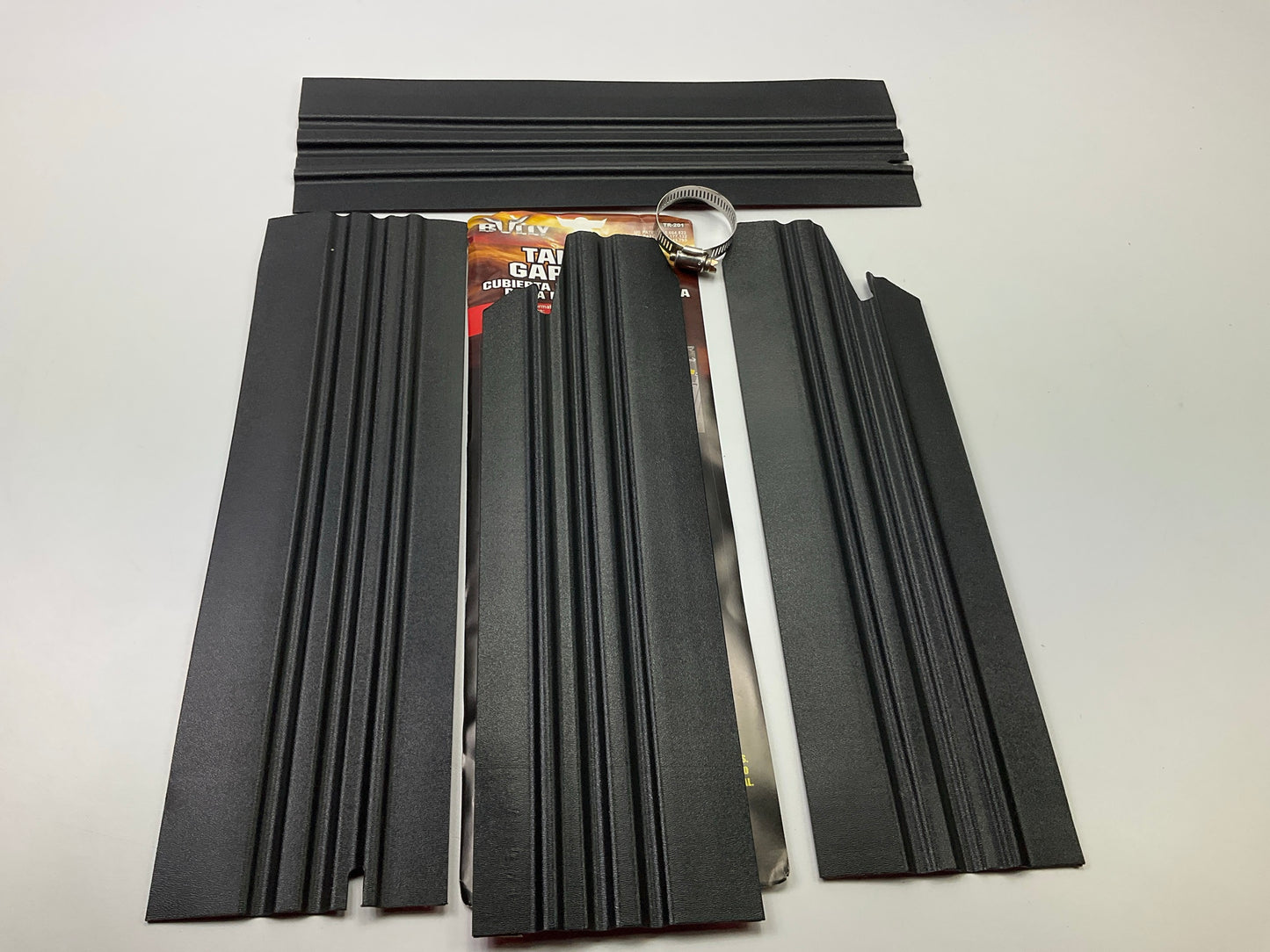 Pilot TR201 Tailgate Gap Cover Kit - 1997-2003 Ford F-150, 1997-2007 F-250 F-350