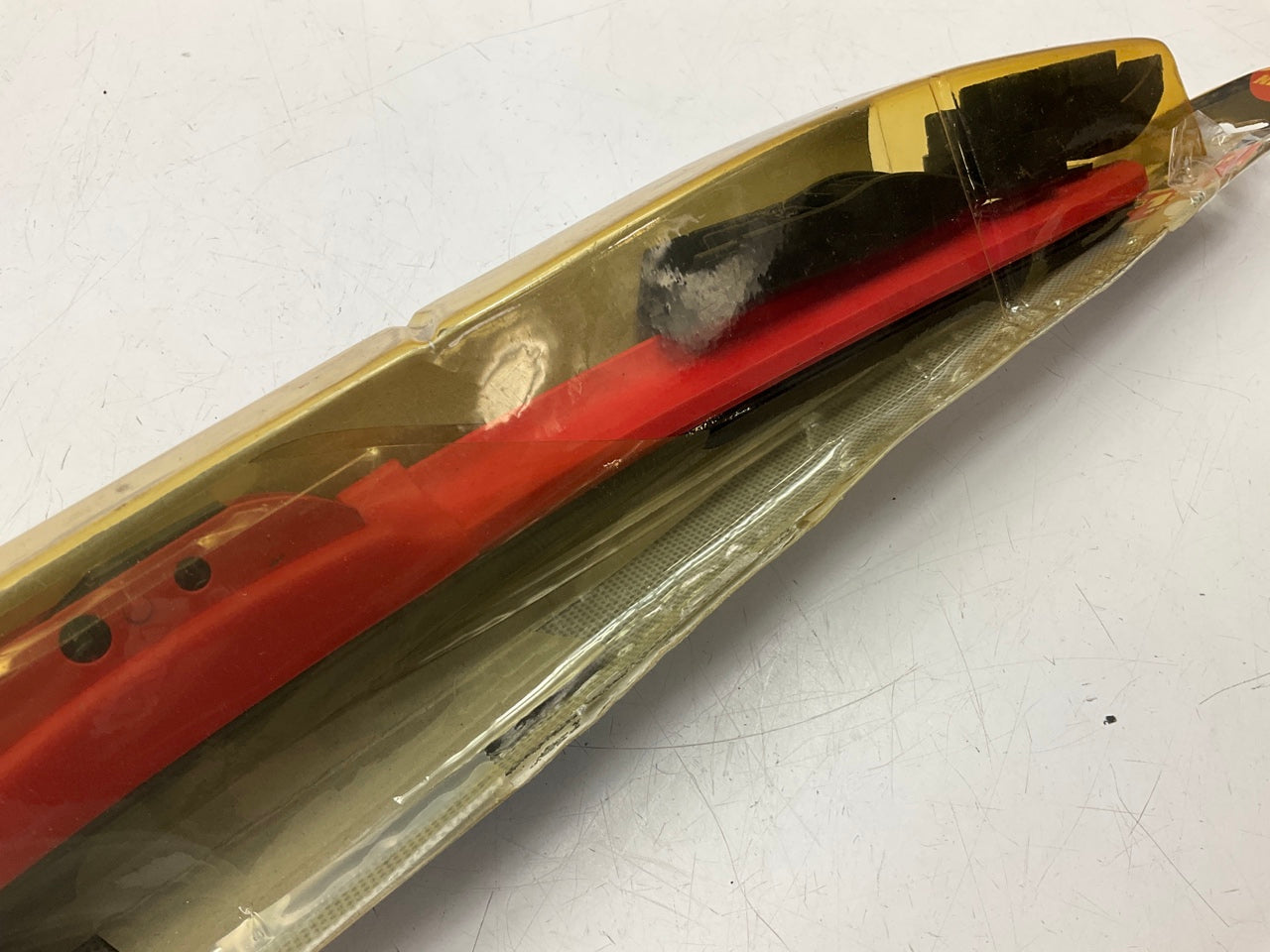 Pilot WBC-18R Sports Windshield Wiper Blade, 18'' Red