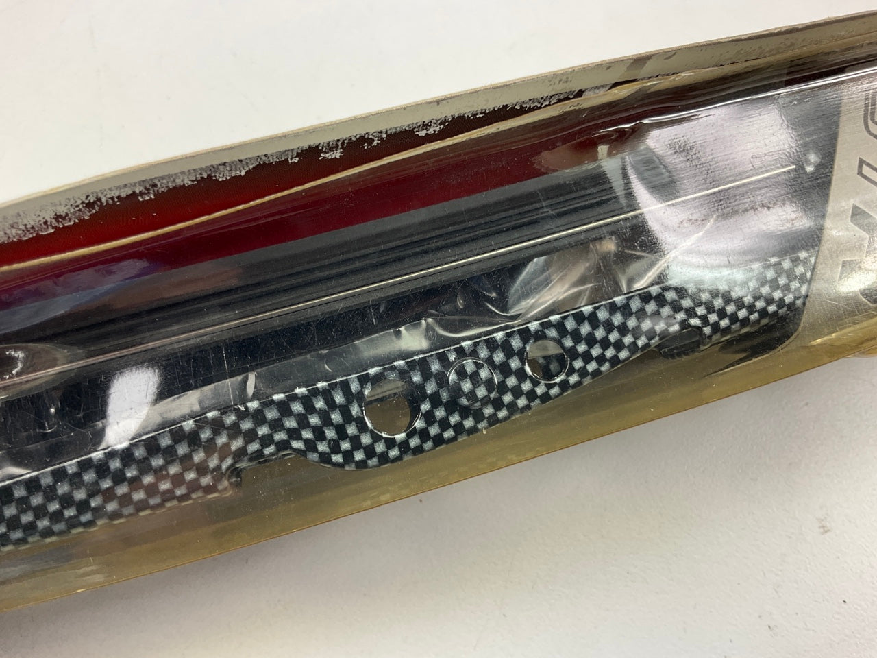 Pilot WBG-18CF - GTR 18'' Black Carbon Fiber Wiper Blade