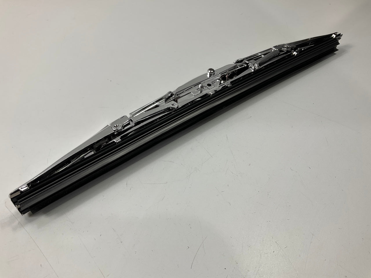 Pilot WBP-16C Arista Chrome Dual Windshield Wiper Blades, 16'' Universal Fit