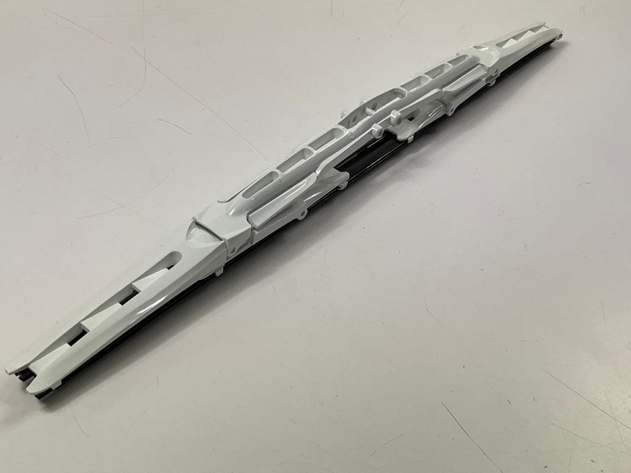 Pilot WBP-20W Arista Dual 20'' White Windshield Wiper Blade