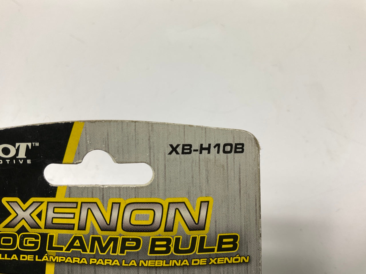 Pilot XB-H10B Light Bulb H10 12V 45W Xenon Fog Lamp Light Bulb (9145)