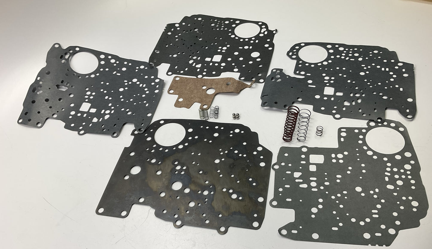 Pioneer 765007 Automatic Transmission Shift Improver Kit - THM350 Turbo 350