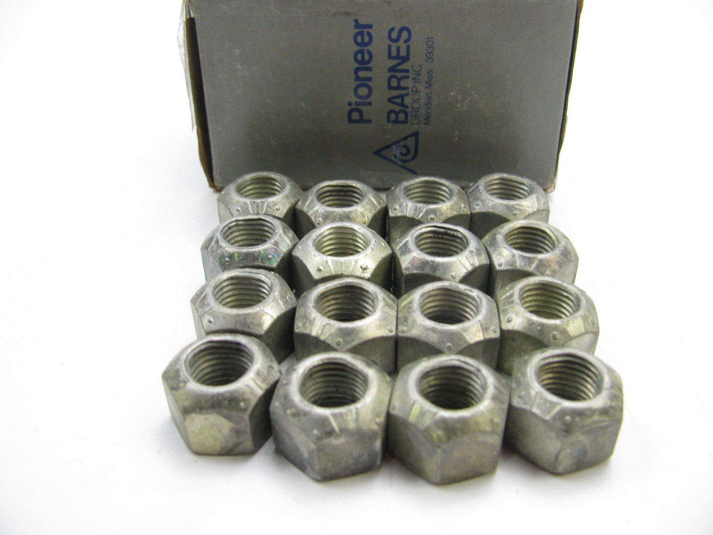 (16) Pioneer RM-371 Engine Rocker Arm Nut