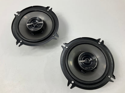 Pioneer TS-G520 250W Peak Power 5-1/4'' 2 Way Coaxial Speakers