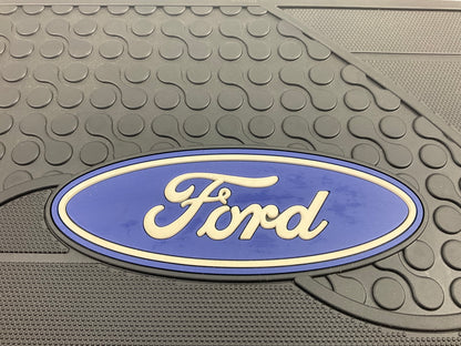 Plasticolor 001021R01 Rear  17'' X 14'' Single Rubber Floor Mat, With ''Ford'' Logo