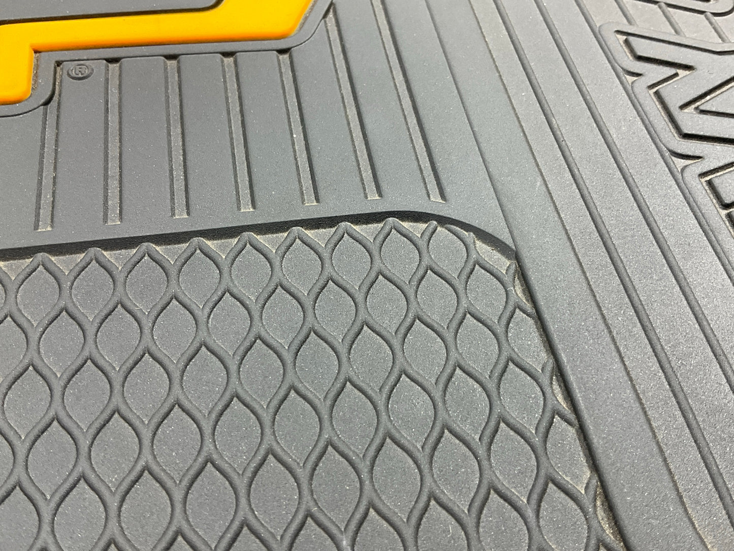 (2) Plasticolor 001217 Rear Rubber 14''x17'' Floor Mats Black Yellow Bowtie Chevy