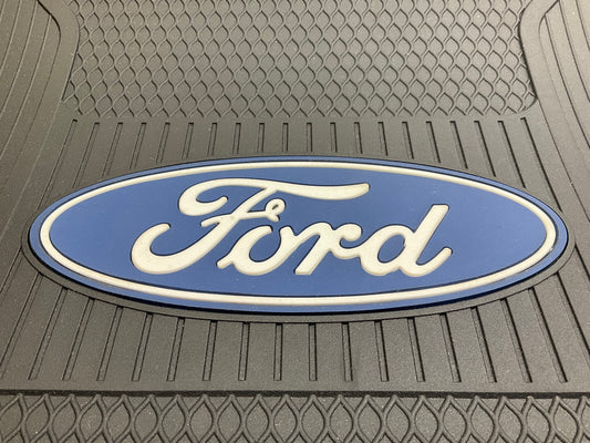 Plasticolor 001219R01 Rear Floor Mat, Rubber, 17''x13-3/4'' - Ford Pickup Truck