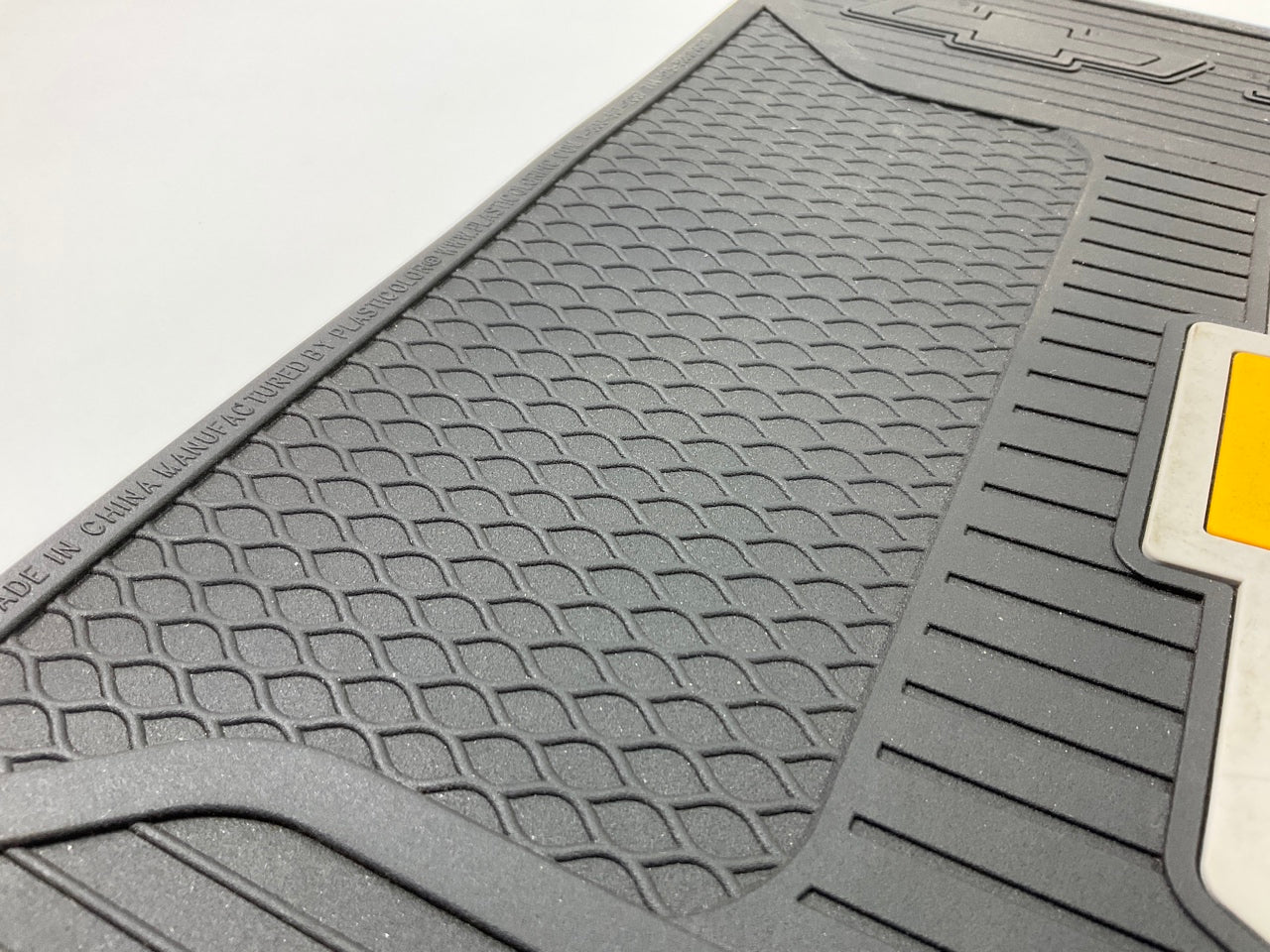 Plasticolor 001247 Rear Single Rubber Utility Floor Mat 14''x17'' For Chevy Truck