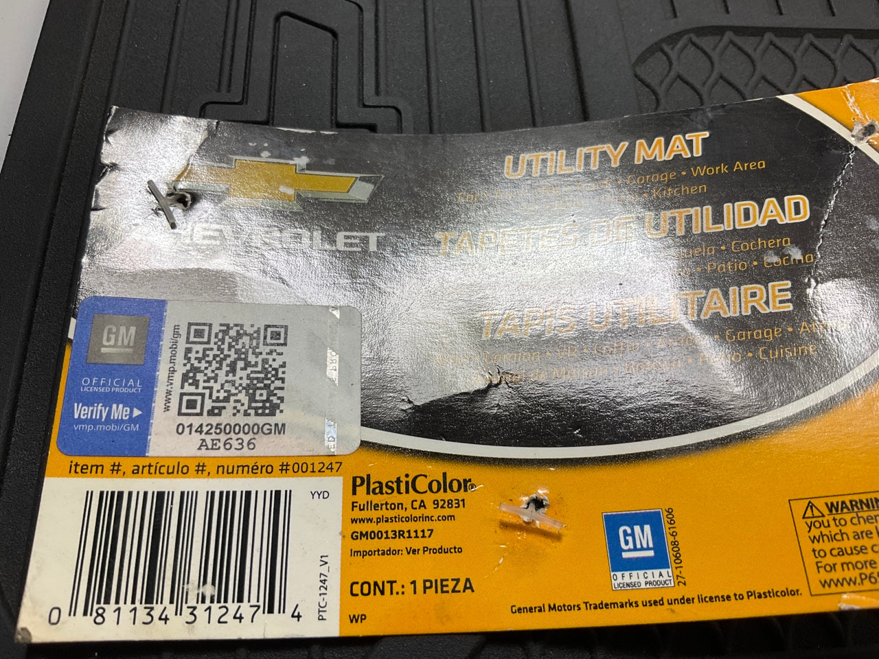 Plasticolor 001247 Rear Single Rubber Utility Floor Mat 14''x17'' For Chevy Truck